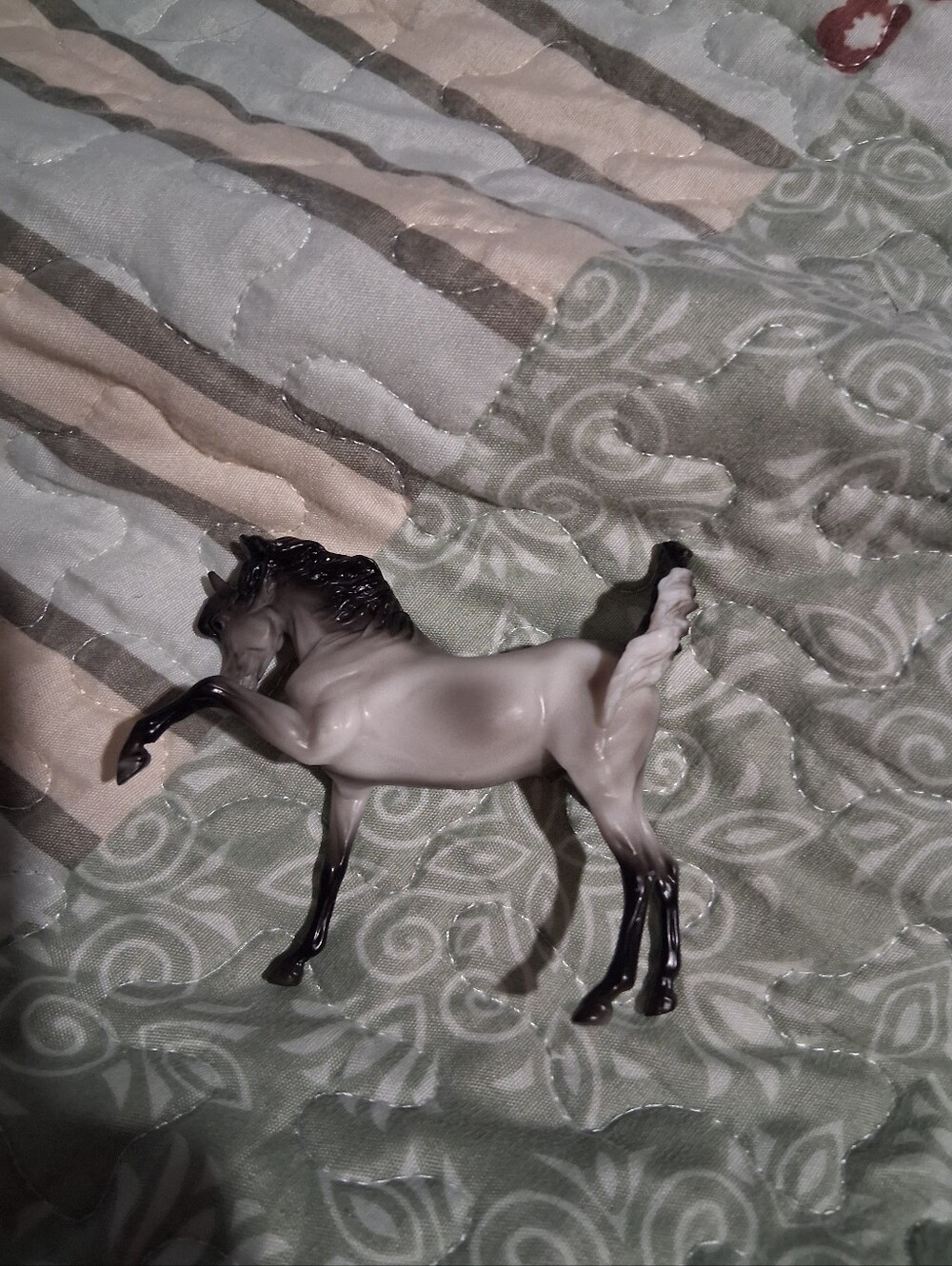 Gray Breyer Stablemate